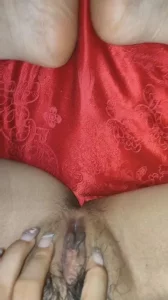 网调女大，展示骚穴